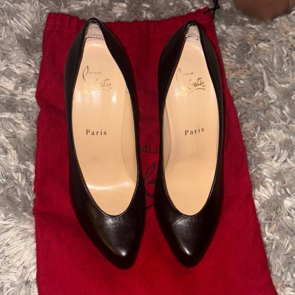 CHRISTIAN LOUBOUTIN Shiny
Nappa 100 Pumps 36 Black